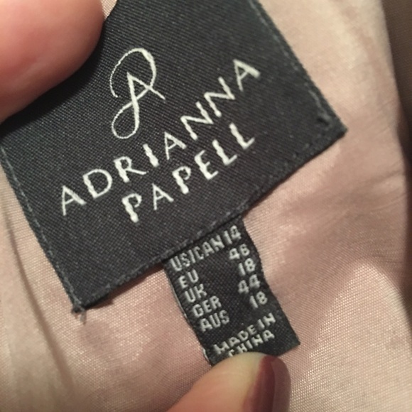 Dress - Picture 3 of 3